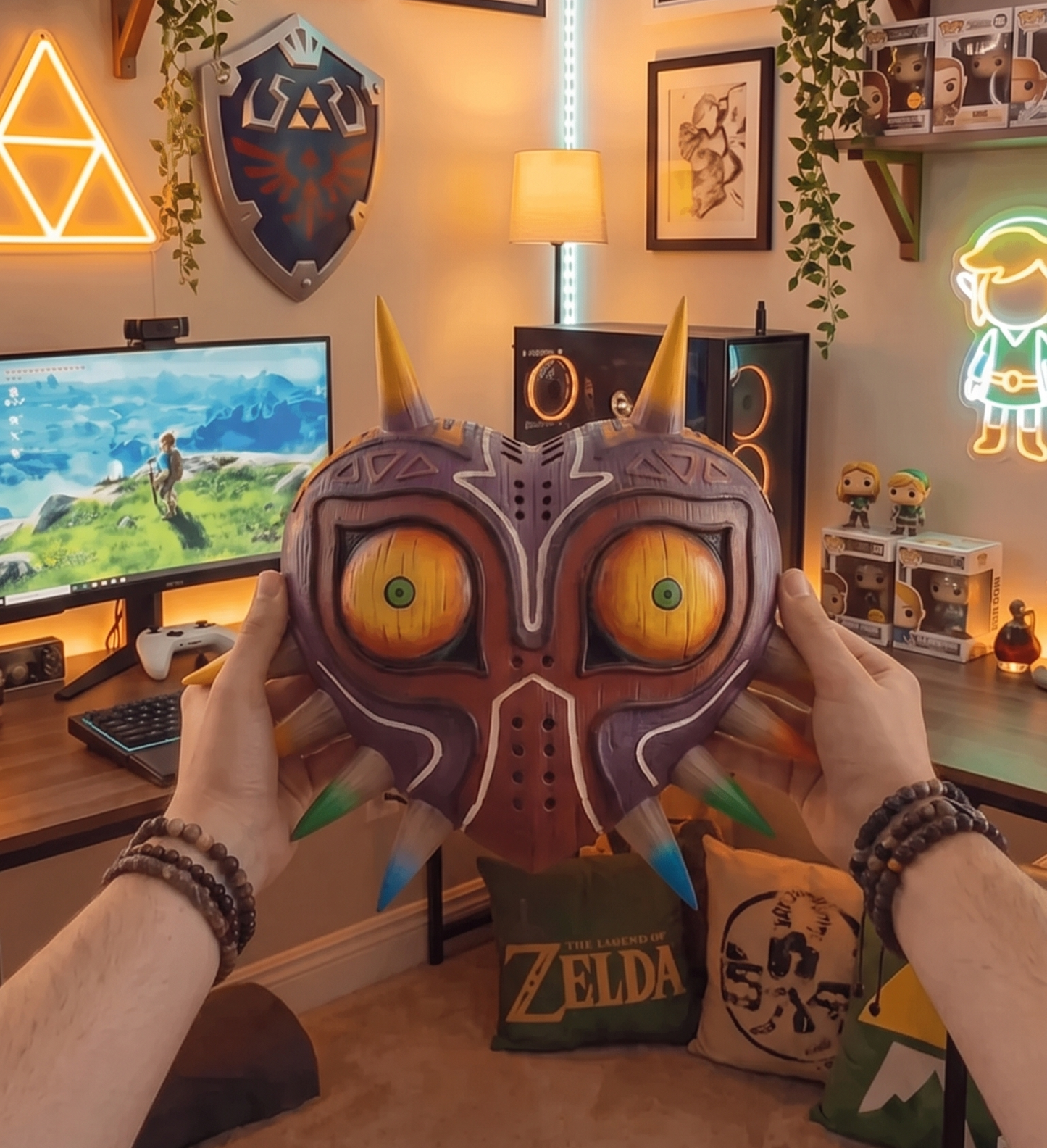Thornwalk Mask